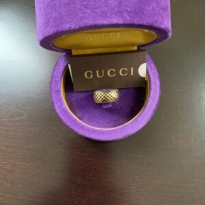 Gucci Diamantissima 18k gold ring